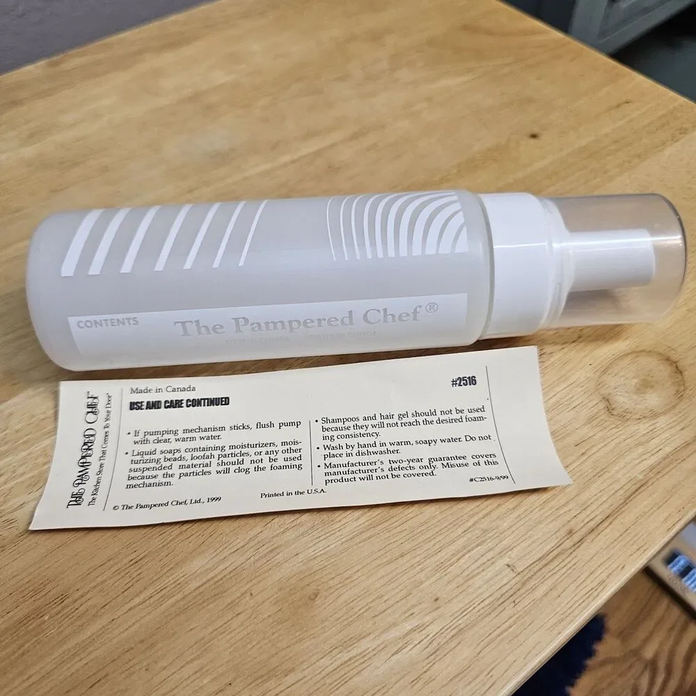 Pampered Chef Foaming Soap Pump Dispenser #2516 White w/ Instructions Canada